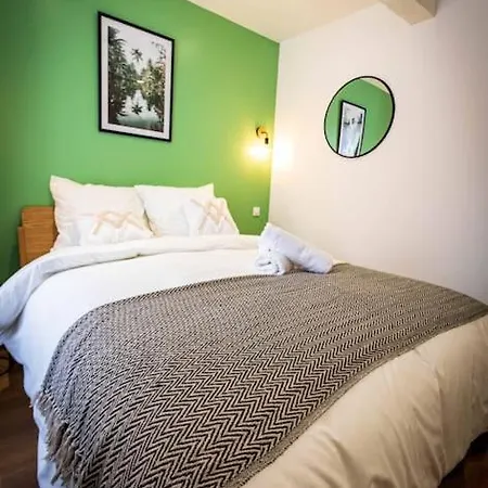 L'albatros 002 - Hypercentre * Cosy * Wifi * Saint-Quentin (Aisne)